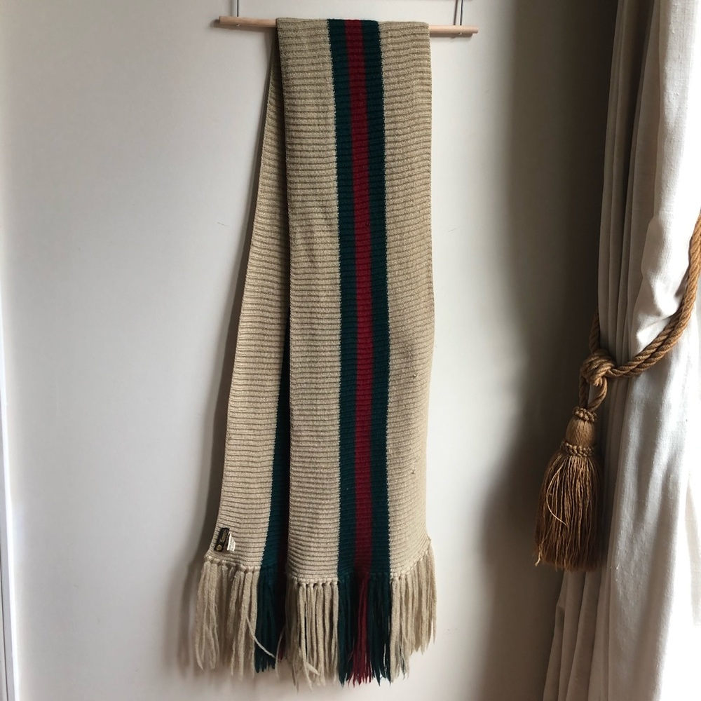 AUTHENTIC GUCCI RARE VINTAGE 1980s SCARF - Picture 9 of 11